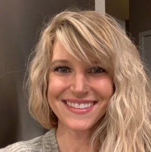 Meet your Posher, Amy